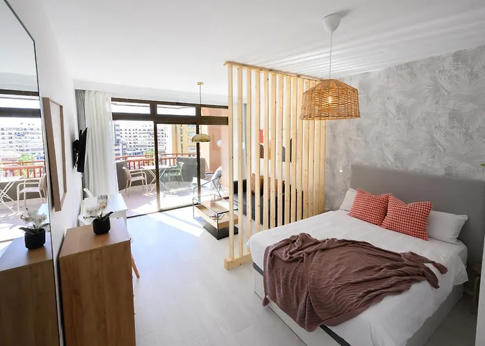 Apartment Palmeras Sea View By 10tosea *